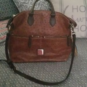 Dooney & bourke